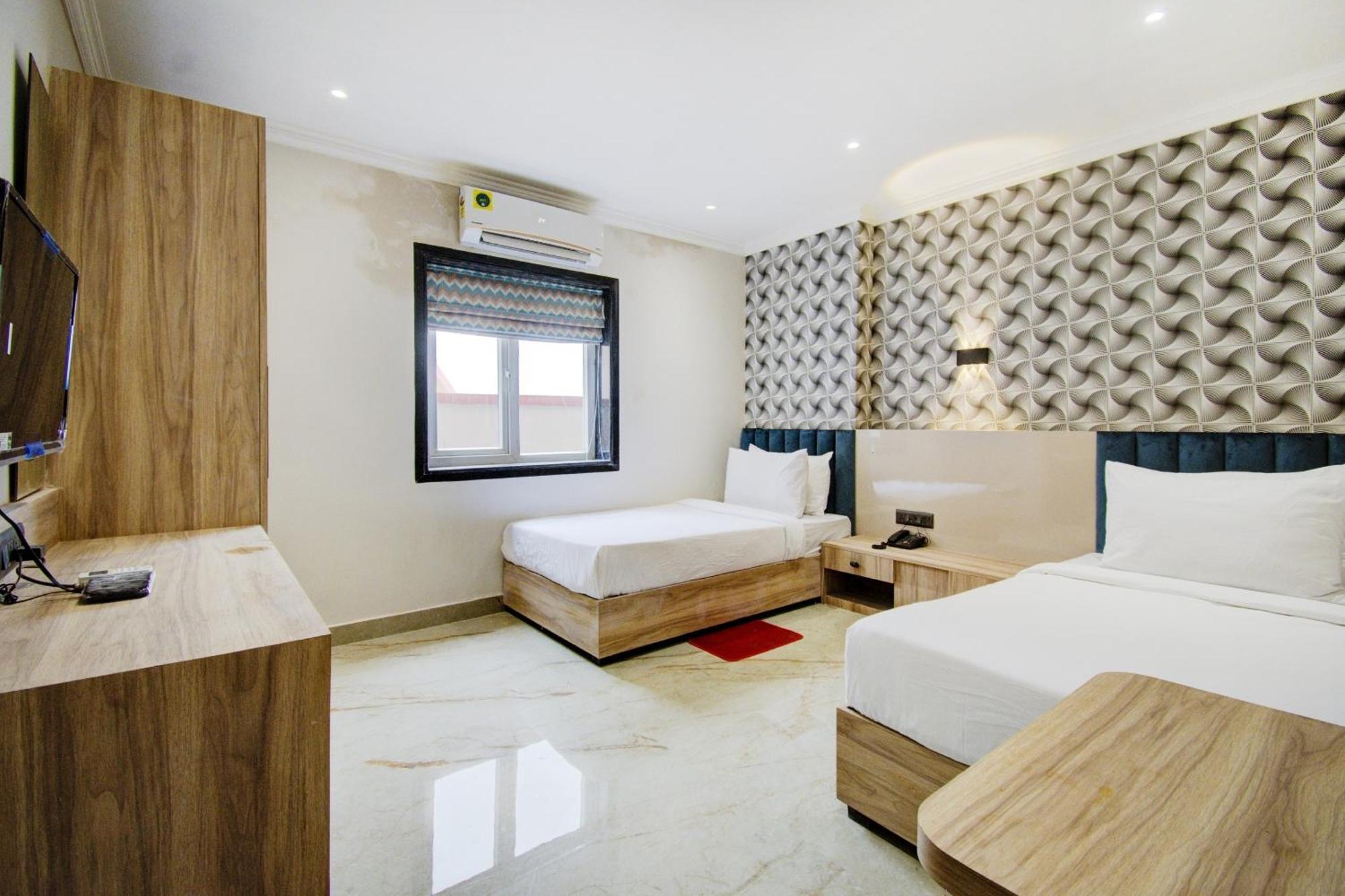 فندق Super Townhouse Gokul Regency Near Dum Dum Metro Station كولكاتا المظهر الخارجي الصورة