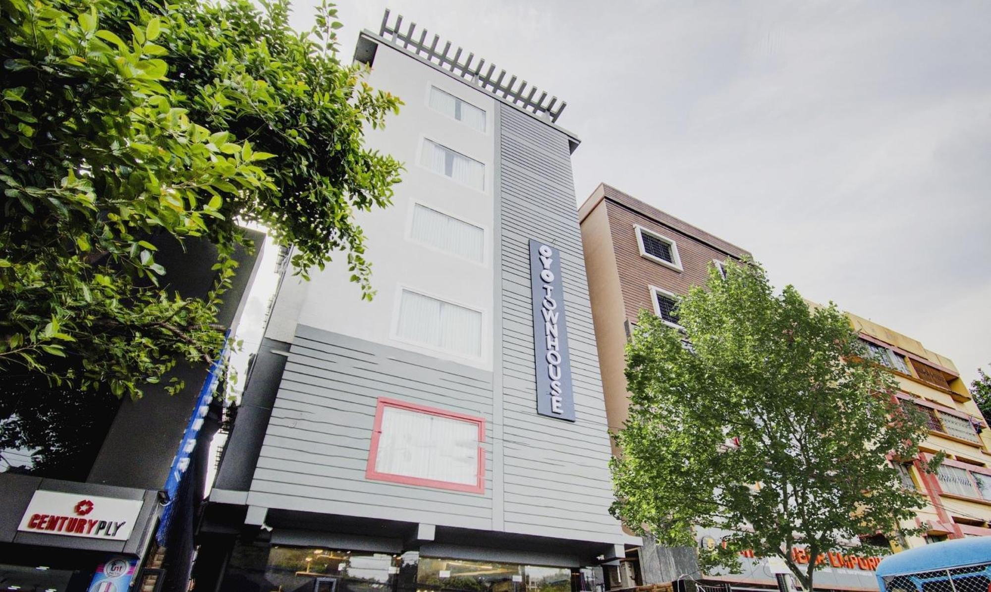 فندق Super Townhouse Gokul Regency Near Dum Dum Metro Station كولكاتا المظهر الخارجي الصورة